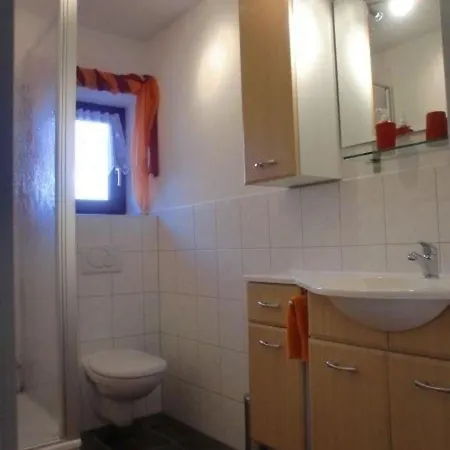 Lägenhet Ferienwohnung In Mit Grossem Garten Grafing